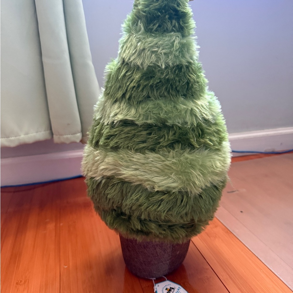 jellycat Green Faux Fur Holiday Tree